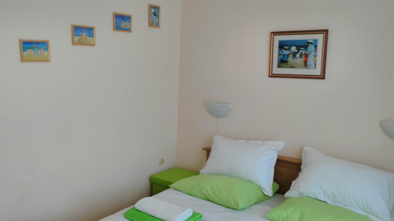 Golden Dreams Apartment Солнечный берег Экстерьер фото