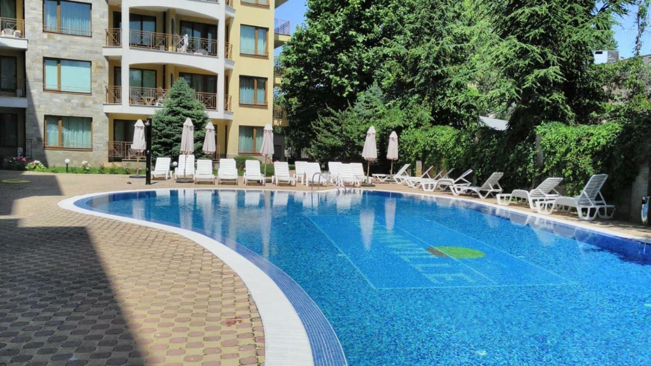 Golden Dreams Apartment Солнечный берег Экстерьер фото
